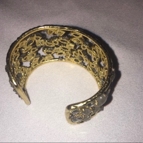 Alexis Bittar Statement Piece Bracelet. - Picture 3 of 4